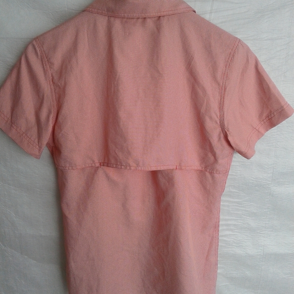 Women's small Cabela's short sleeve button up fishing ,hiking,camping vented… - Picture 4 of 12